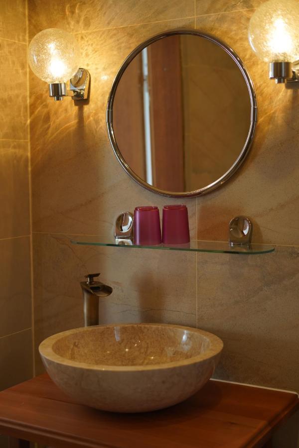 Romantic-Pension Albrecht - Since 1901 Хоэншвангау Экстерьер фото