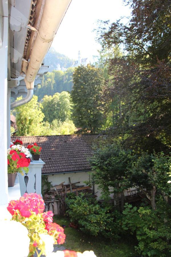 Romantic-Pension Albrecht - Since 1901 Хоэншвангау Экстерьер фото